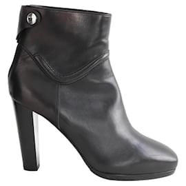 Hermès Black leather boots Black
