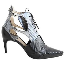 Dior Botas de couro pretas com cadarço Preto