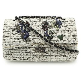 Bolsa de ombro Chanel 2.55 em tweed com flap duplo e corrente Preto Branco