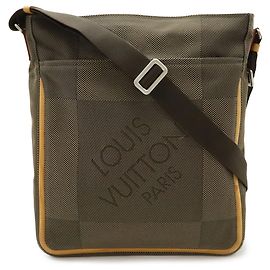 Bolsa de Ombro Compagnon Damier Geant Louis Vuitton Outro