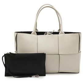 Bottega Veneta A Bolsa Tote de Couro Arco Branco