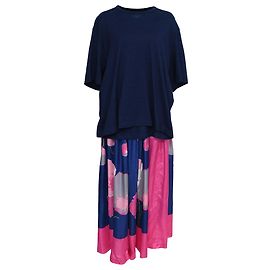 Comme Des Garcons Vestido midi de manga curta com estampa floral da Comme Des Garçons em algodão multicolorido Multicor