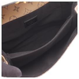 Louis Vuitton-Louis Vuitton Pochette Metis MM Handbag-Brown