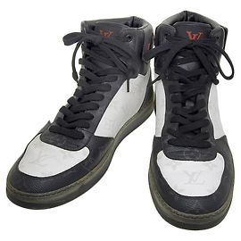 Tênis de cano alto Monogram Rivoli da Louis Vuitton Marrom Preto Branco