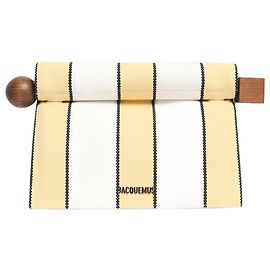 Jacquemus Clutch Rond Carré Amarillo