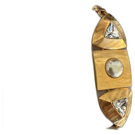 Bracelete Yves Saint Laurent em aço dourado com cristais e pérola Dourado