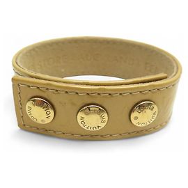 ARMBAND LOUIS VUITTON VIP LV CUP AUCKLAND 2001 MONOGRAMM LACKLEDER BEIGE Beige
