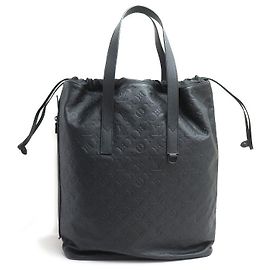 Sac à main Helmet Monogram Shadow de Louis Vuitton Noir