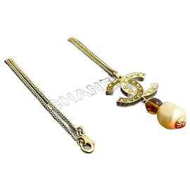 Colar de Pérola Falsa Coco Mark da Chanel Dourado Metálico