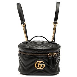 Gucci Schwarzer Mini GG Marmont Matelassé Leder Rucksack Schwarz