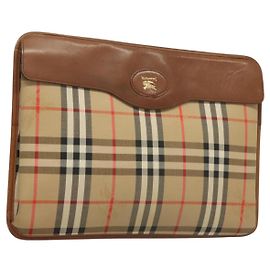 Pochette de lona con estampado Nova Check de Burberry Beige