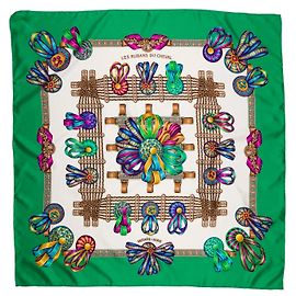 Lenço de seda Hermès Carré 90 "Les Rubans du Cheval" em verde Verde