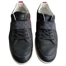 Louis Vuitton Men's Leather Sneakers Black 41 Black