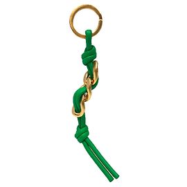 Chaveiro Bottega Veneta Knot em couro verde e dourado Dourado Verde