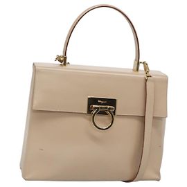 Bolsa de mão conversível em couro Gancini mini da Salvatore Ferragamo Bege