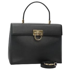 Salvatore Ferragamo Gancini Convertible Top Handle Leather Medium Schwarz