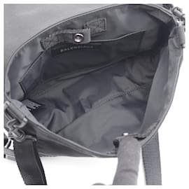 Balenciaga-Bolsa de mão em nylon Balenciaga Army Messenger S-Preto
