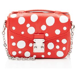 Pochette Metis Micro en Empreinte Monogram Géant Infini à Dots Louis Vuitton x YK Rouge