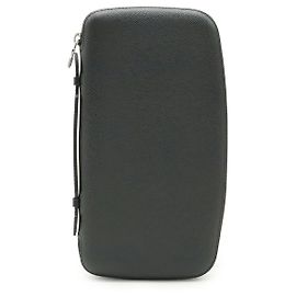 Louis Vuitton Taiga Leather Travel Case Organizer Black