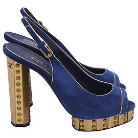 Chanel CC Studded Peep-Toe Platform Pumps in Navy Blue Suede Blue Navy blue