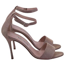 Manolo Blahnik Tres Ankle Strap Sandal Heels in Metallic Gold Glitter Golden Metallic