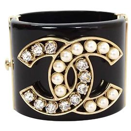 Pulseira larga em cristal e pérolas CC 14B icônica da Chanel GHW Preto Branco Gold hardware