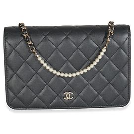 Cartera de Perlas de Cordero Gris Oscuro Iridiscente con Cadena de Chanel Castaño