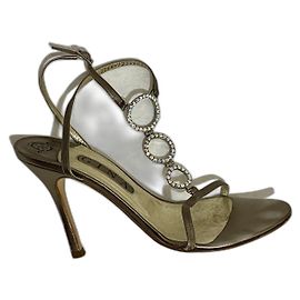 Gina Sandales à talons hauts ornées de cristaux Doré