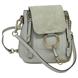 Chloé Mochila Faye de cuero y ante Chloe - Pequeña Azul