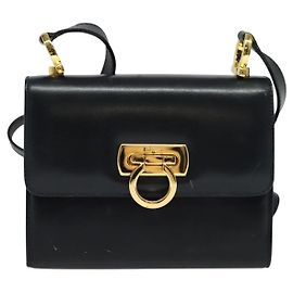 Bolsa de ombro Gancini em couro Salvatore Ferragamo Preto