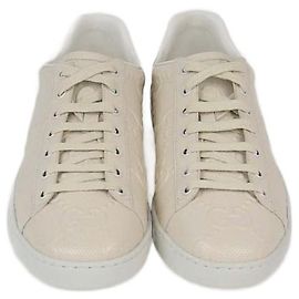Baskets Ace en cuir perforé embossé GG Great White de Gucci Autre