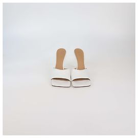 Sandalias blancas elásticas Bottega Veneta Blanco