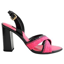 Louis Vuitton Saltos de couro rosa Rosa