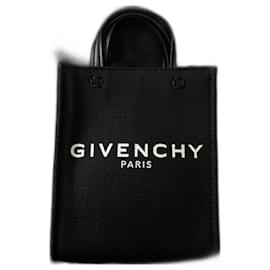 Givenchy-Alforjes-Preto