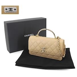 Chanel-Carteira de corrente de mão 2 em 1 Chanel Matelassé-Bege