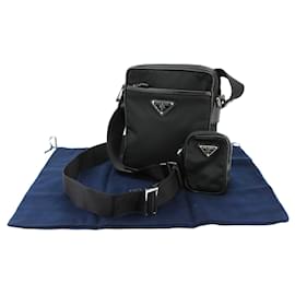 Prada-Bolsa de ombro em nylon preto e couro Saffiano Prada-Preto