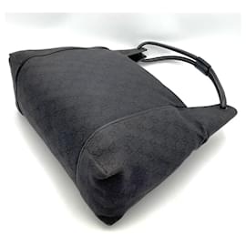 Gucci-Bolsa de Ombro Gucci GG em Lona e Couro-Preto