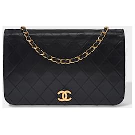 Chanel-Bolsa CHANEL Timeless/Classique em Couro Preto - 103011-Preto