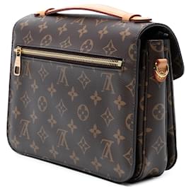 Louis Vuitton-Pochette Metis Monograma Marrom Louis Vuitton-Marrom