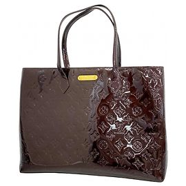 Bolso Tote Vernis Wilshire MM de Louis Vuitton Burdeos