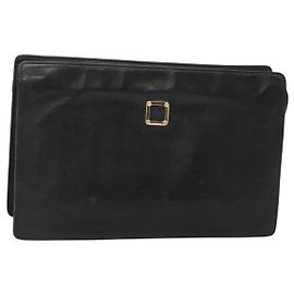 Loewe Anagram Clutch aus Leder Schwarz