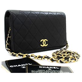 CHANEL Pequena Bolsa de Ombro com Corrente em Couro Matelassé Preto Preto