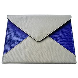 LOUIS VUITTON Epi Leather Bicolor Pressed Pouch NEW CONDITION Blue Eggshell