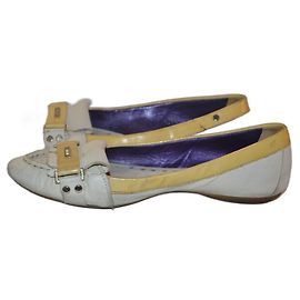 Sapatilhas Vic Matié de couro branco e amarelo Branco Amarelo