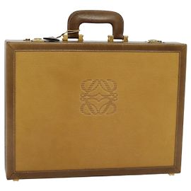 Loewe Anagram Cuir d'Affaires Beige
