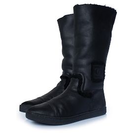 Chanel, Botas de pelagem preta Preto
