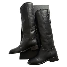 New black leather Chanel riding boots size 36 Black