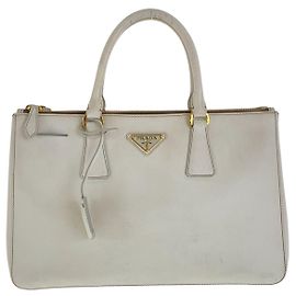 Prada Saffiano Galleria Leder Tote Weiß