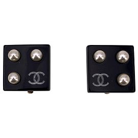 Pendientes de plástico Chanel CC Negro