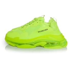 Balenciaga-Balenciaga Triple S em amarelo neon-Amarelo